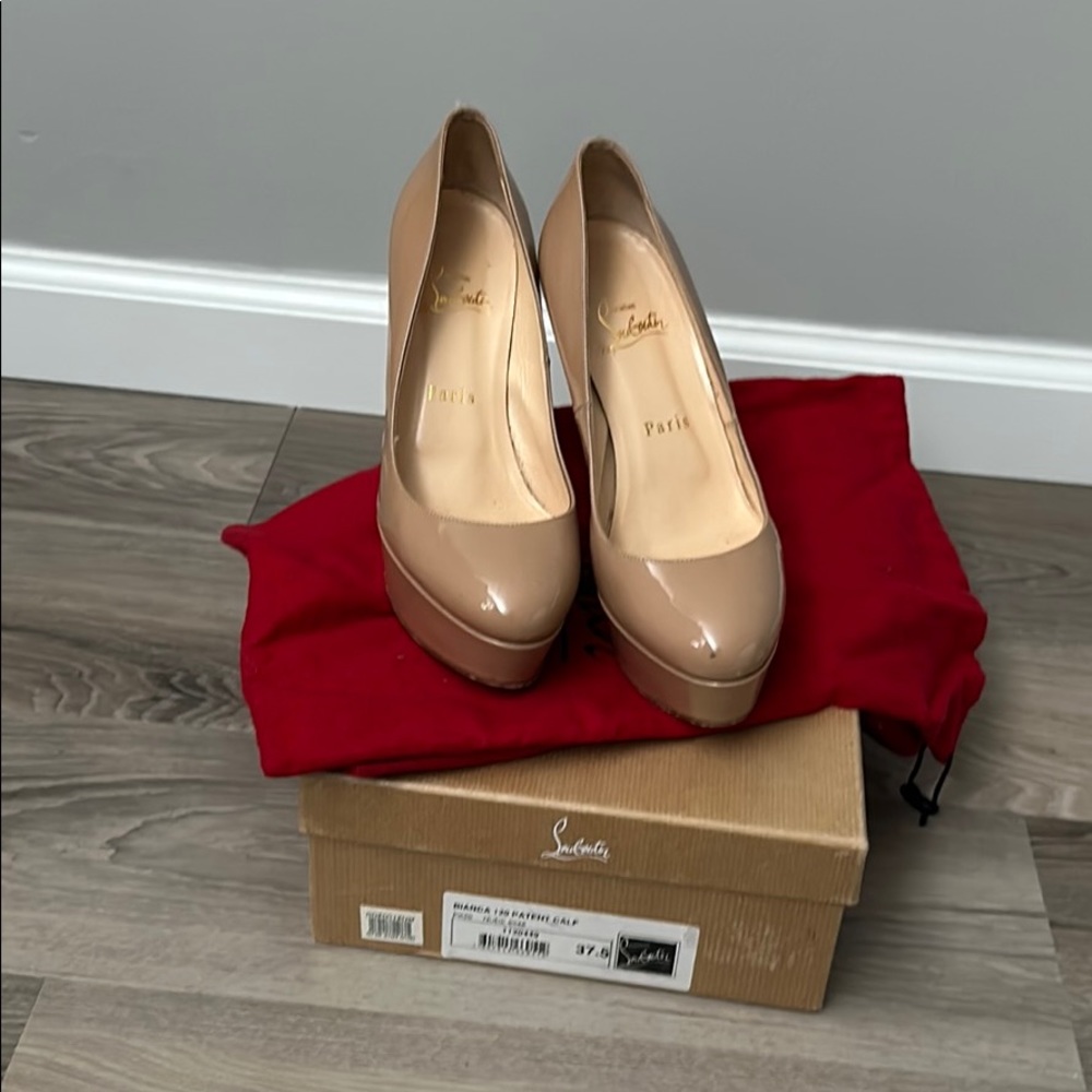 Christian Louboutin - Bianca 👠